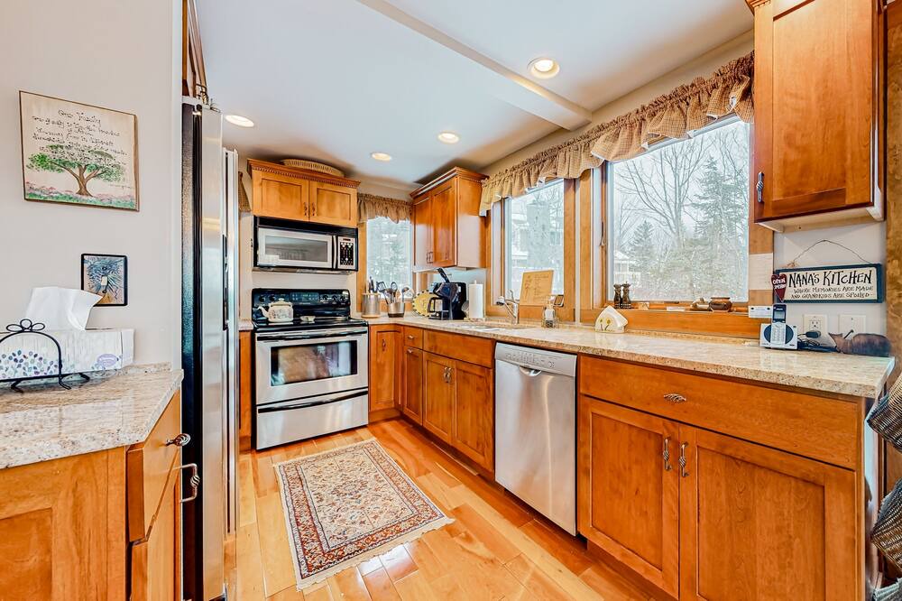 Photo of Kitchen in Bromley Mountain