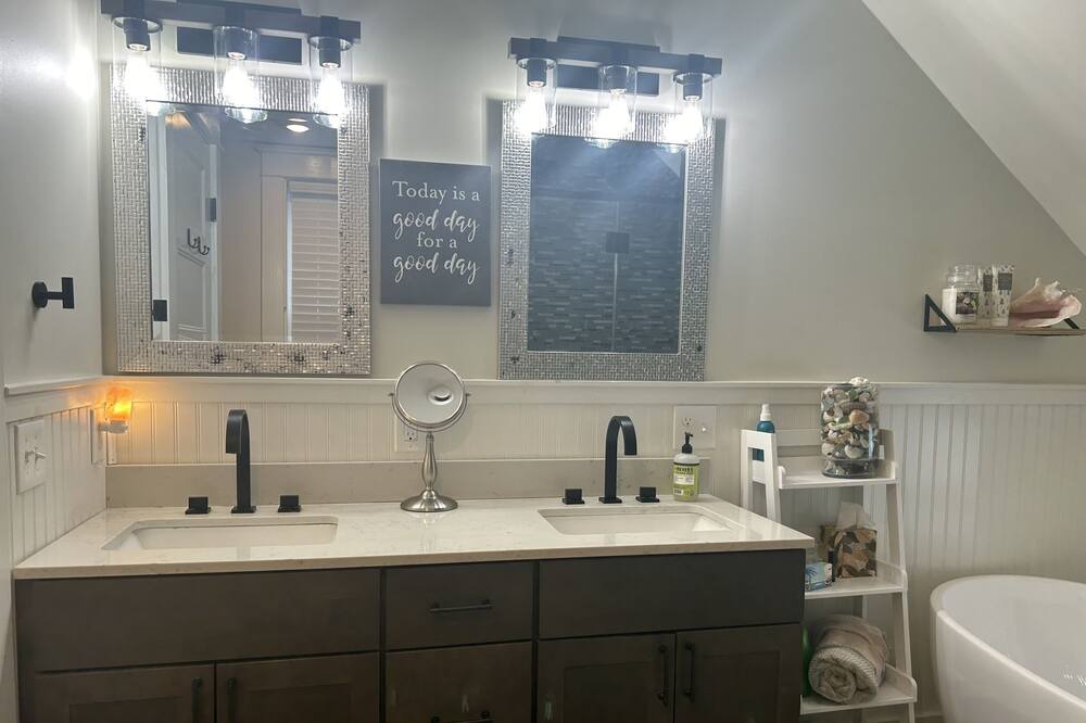 Photo of Bathroom in St. Albans