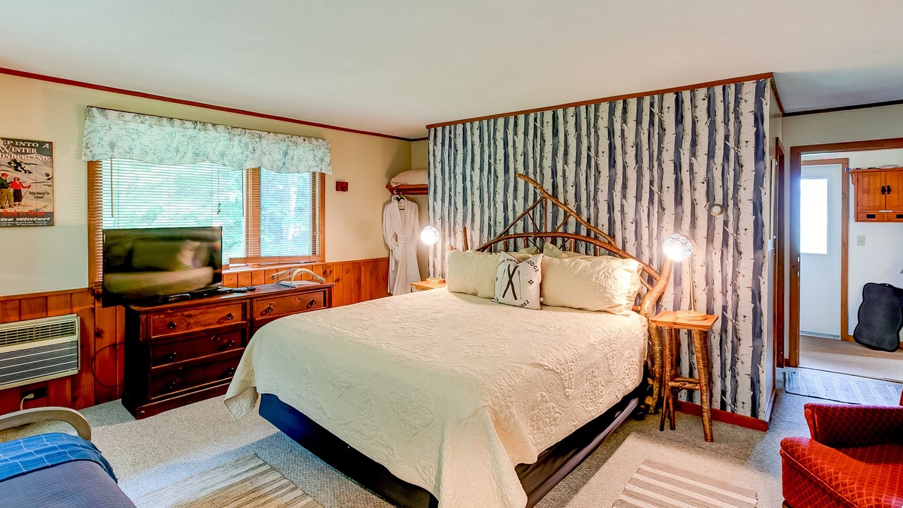 Photo of Bedroom in Stowe Area