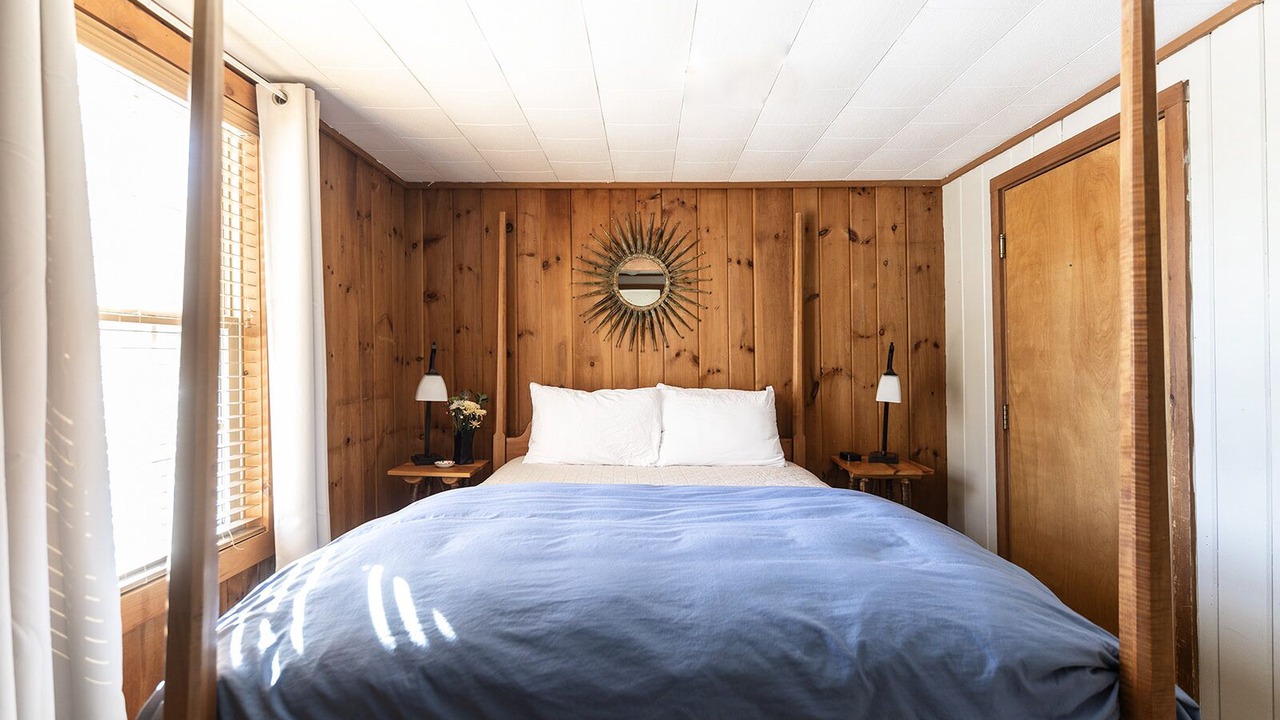 Photo of Bedroom in Stowe Area