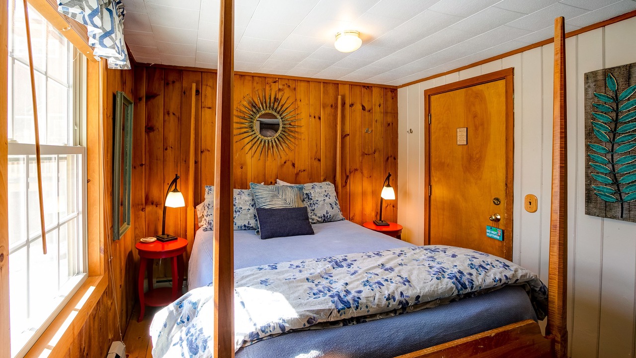 Photo of Bedroom in Stowe Area