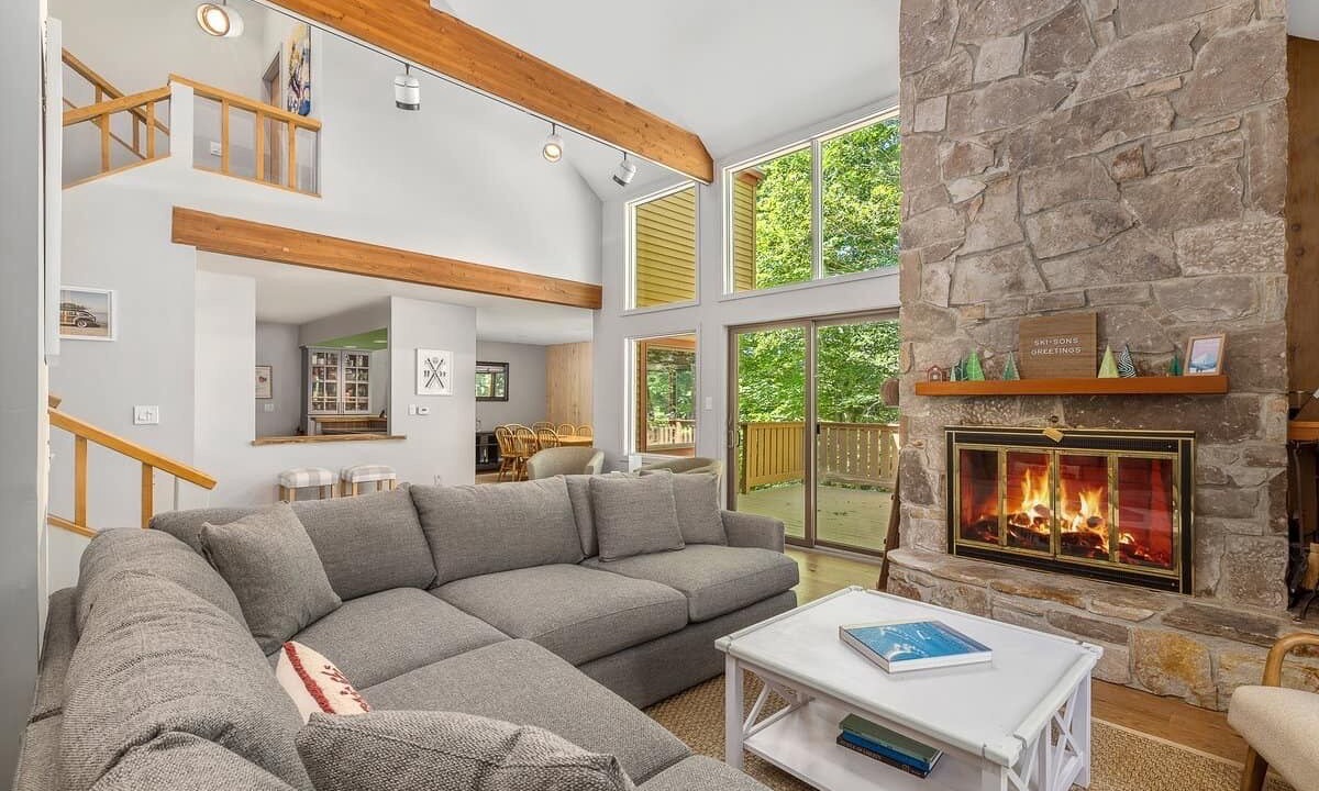 Photo of Livingroom in Stratton Mountain