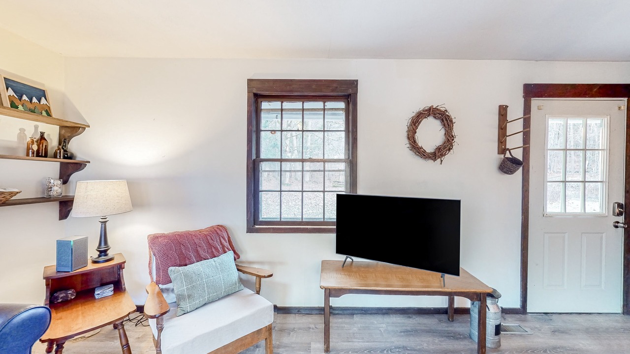 Photo of Livingroom in Ira