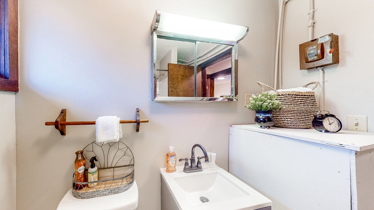 Photo of Bathroom in Ira