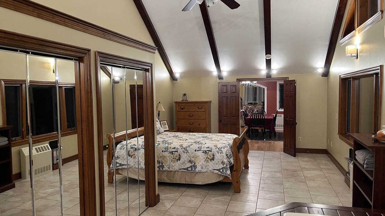 Photo of Bedroom in Canaan
