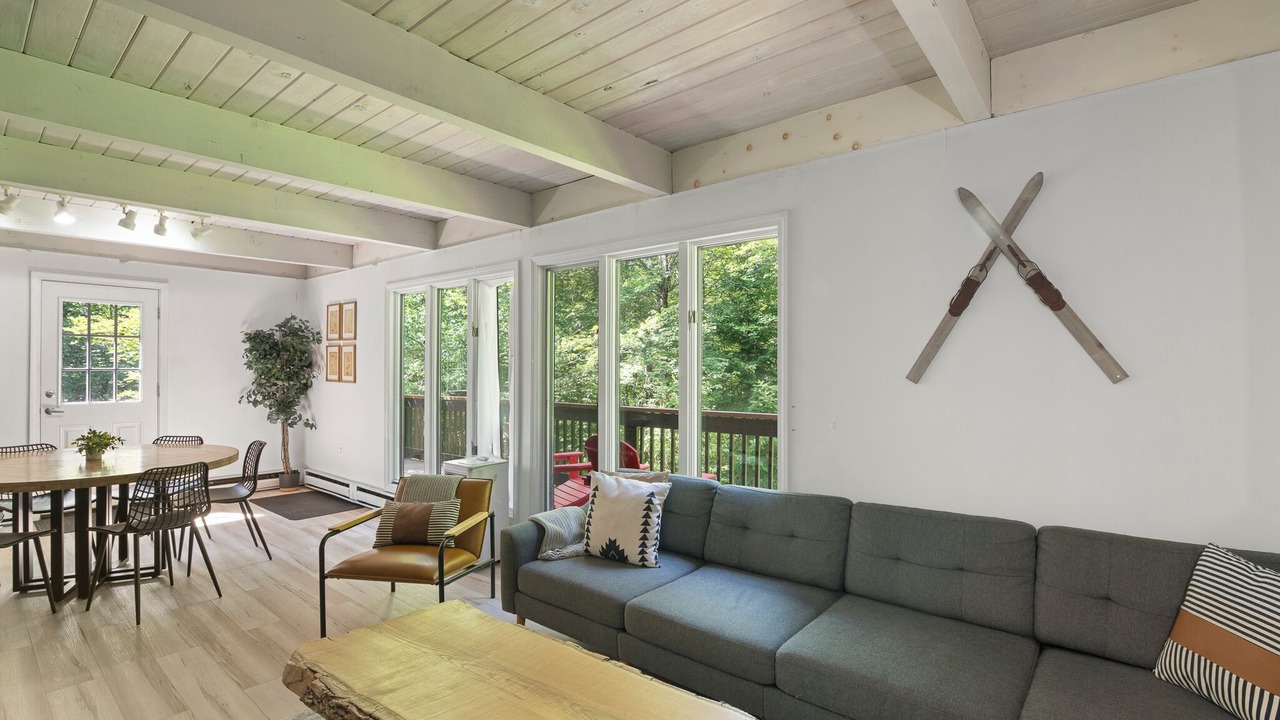 Photo of Livingroom in West Dover