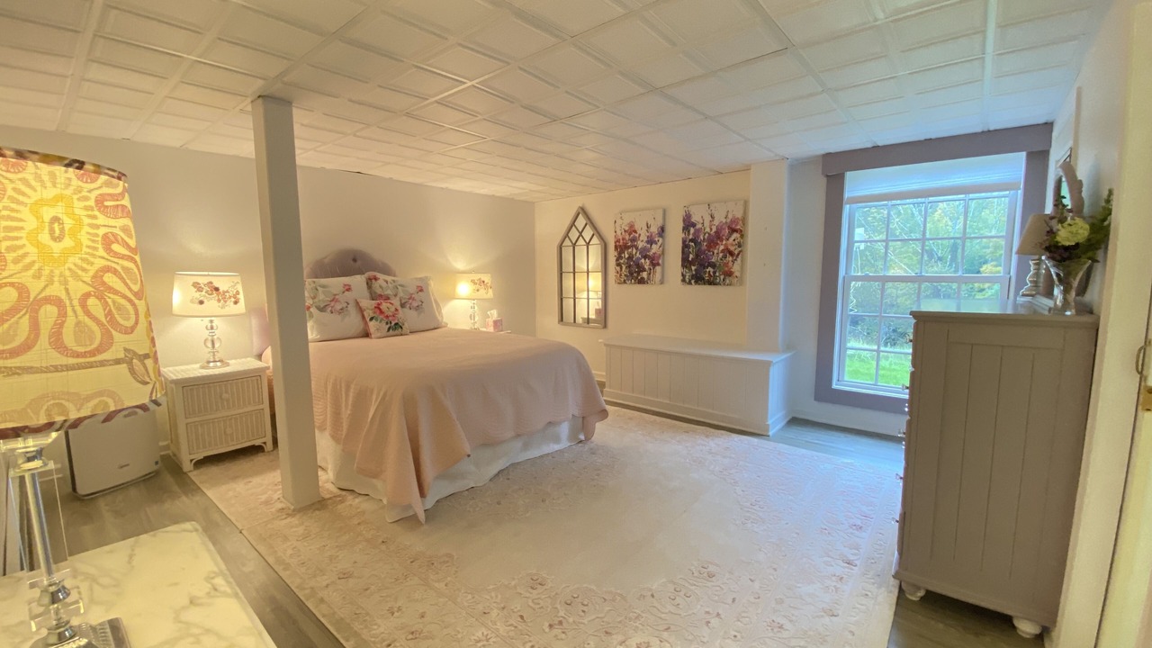 Photo of Bedroom in Danby
