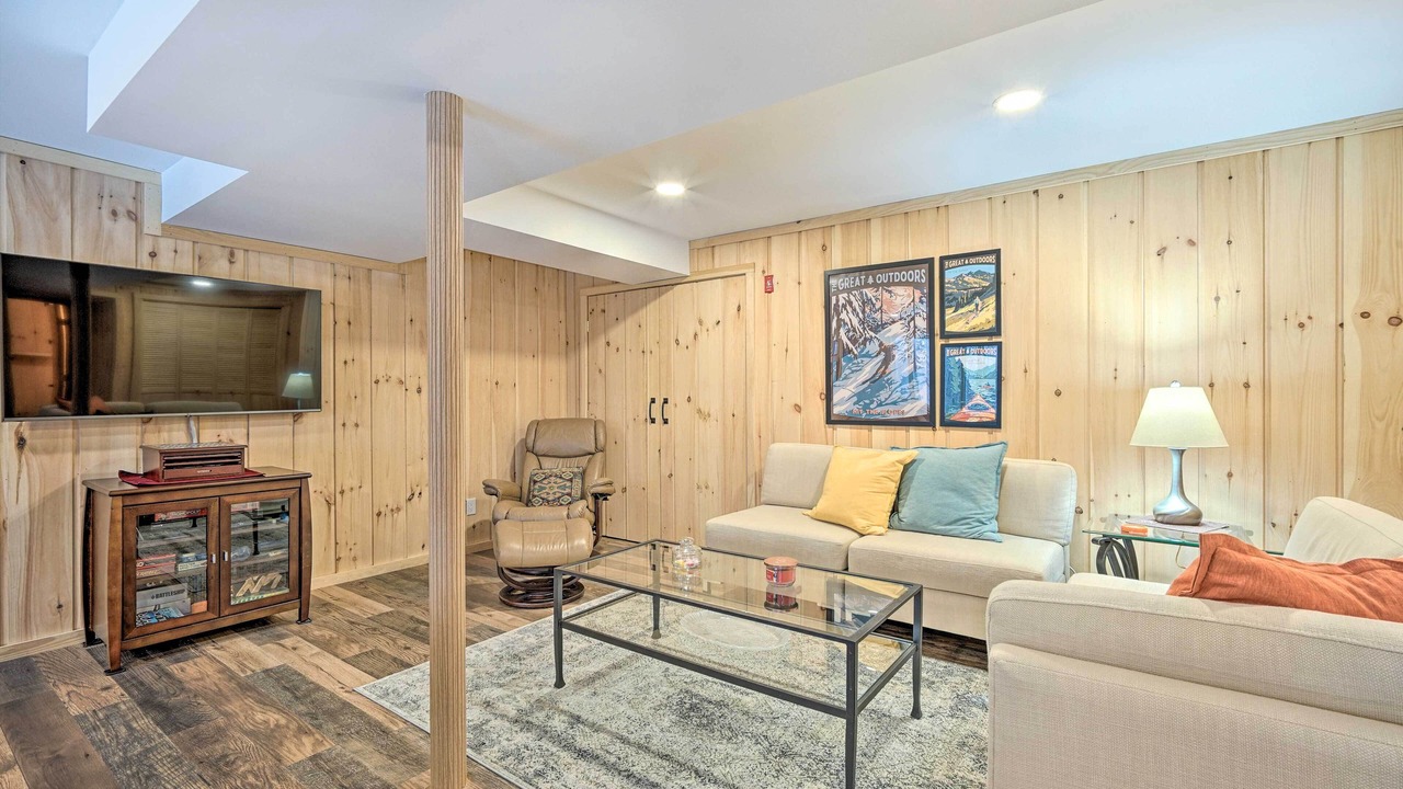 Photo of Livingroom in West Dover