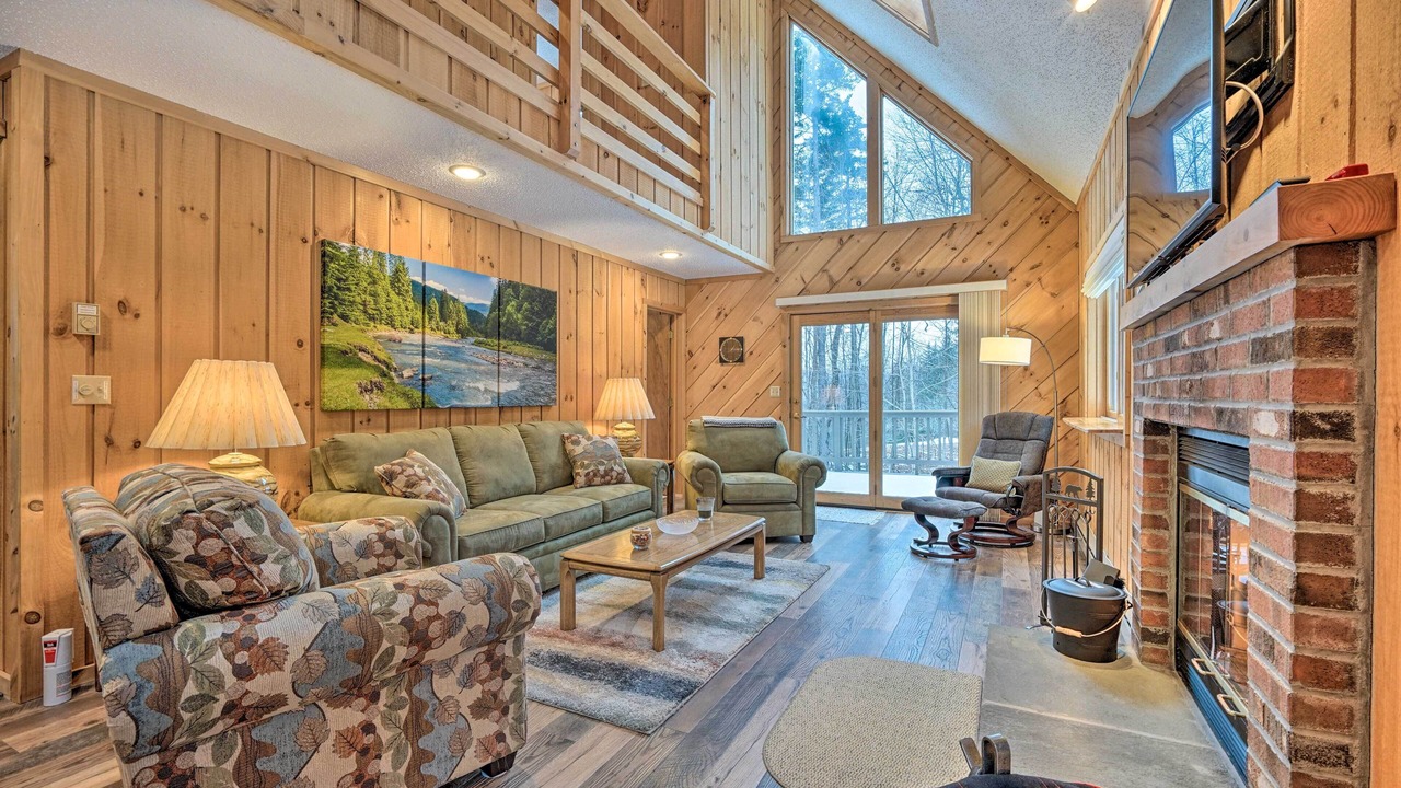 Photo of Livingroom in West Dover
