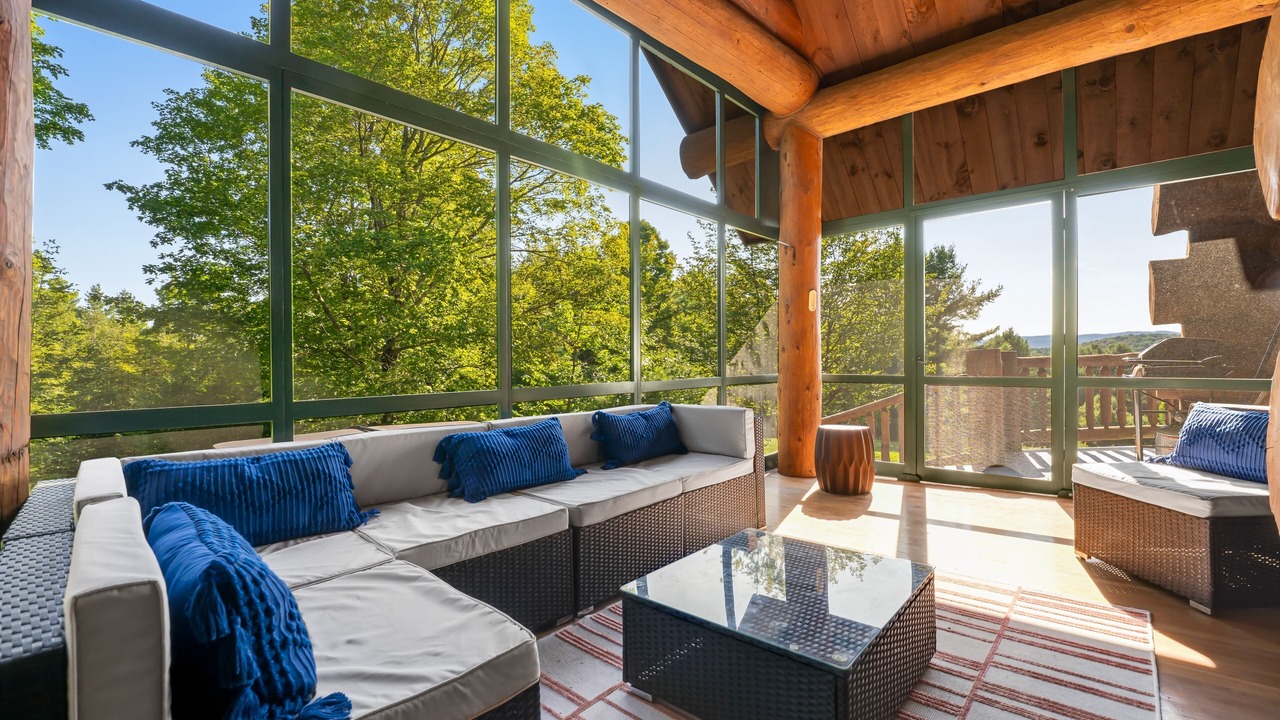 Photo of Livingroom in Hartland Four Corners