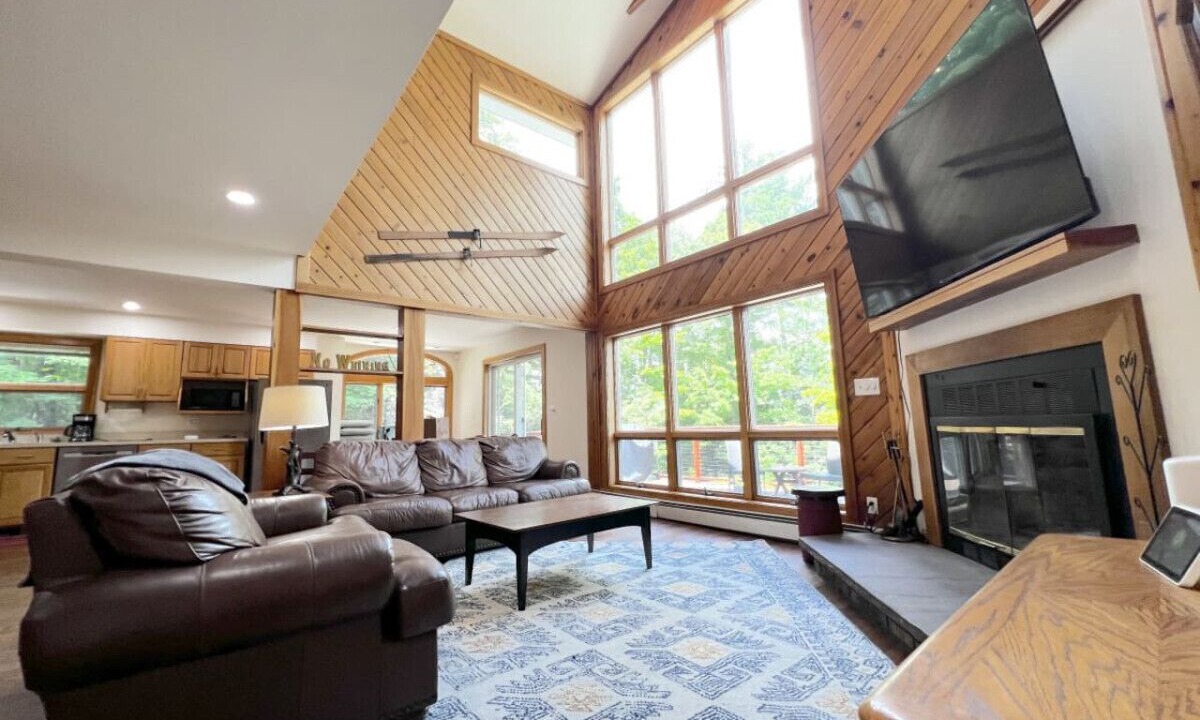 Photo of Livingroom in Stratton Mountain