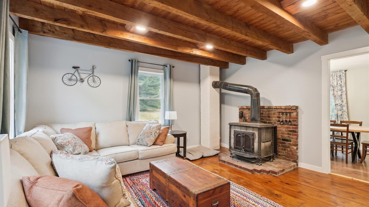 Photo of Livingroom in Morrisville