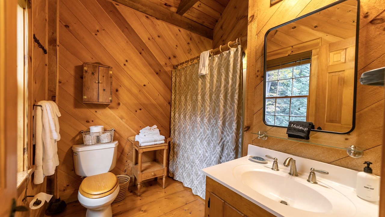 Photo of Bathroom in South Londonderry