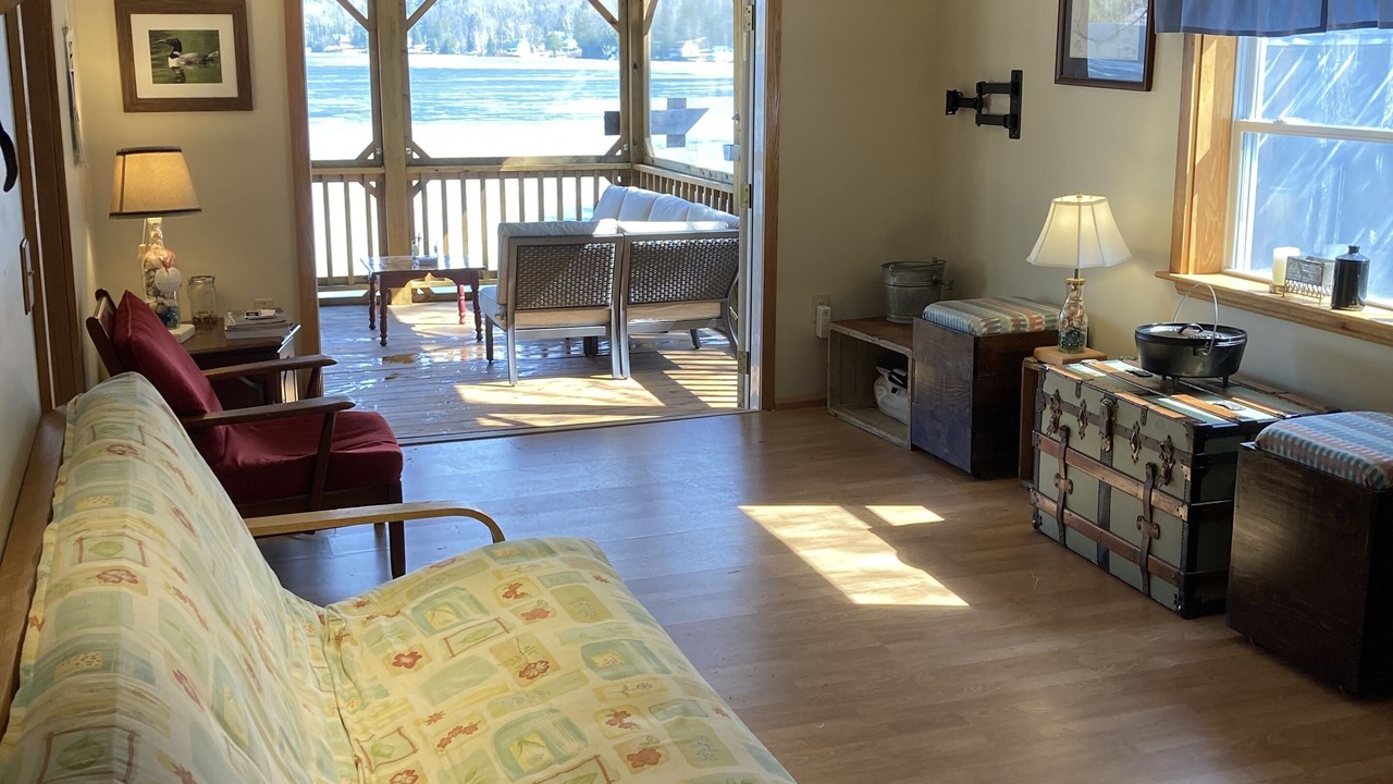 Photo of Livingroom in Glover