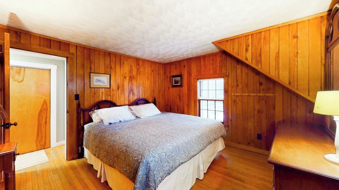 Photo of Bedroom in Stowe Hollow