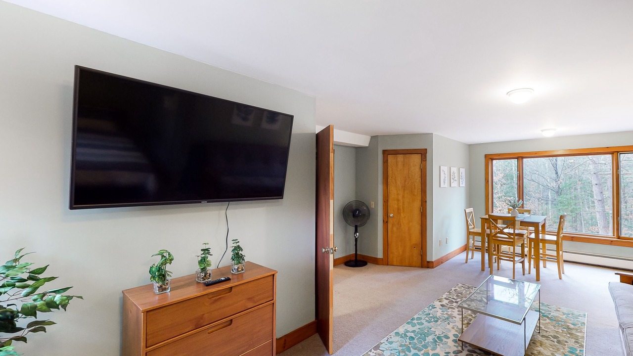 Photo of Livingroom in Stowe Area