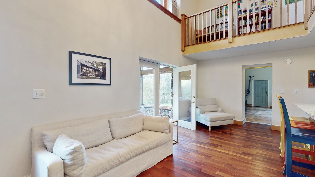 Photo of Livingroom in Morrisville
