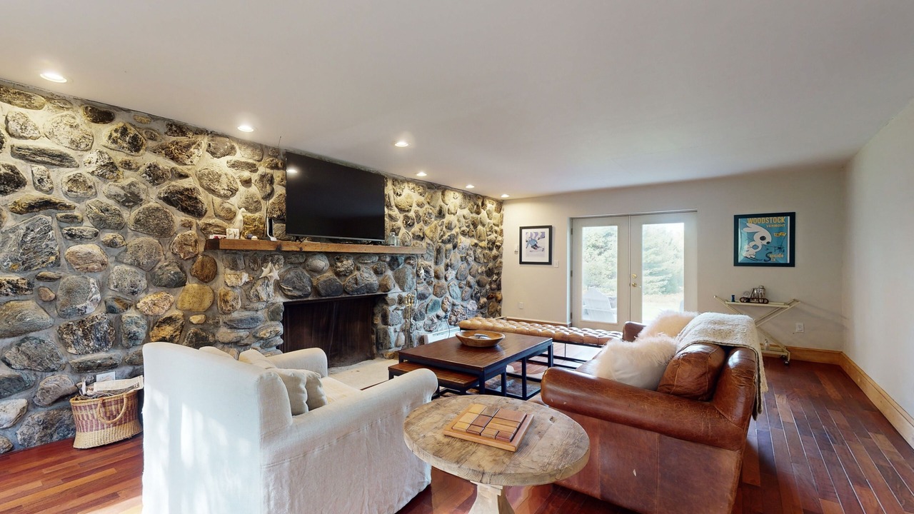 Photo of Livingroom in Morrisville