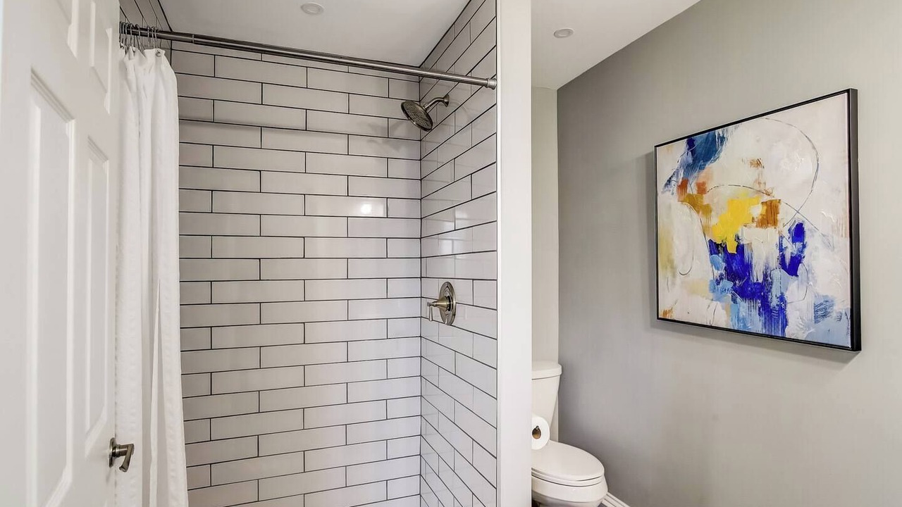 Photo of Bathroom in Huron