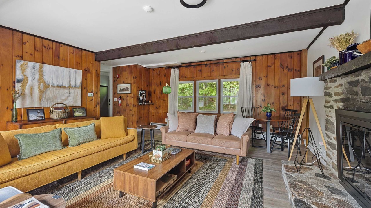 Photo of Livingroom in West Dover