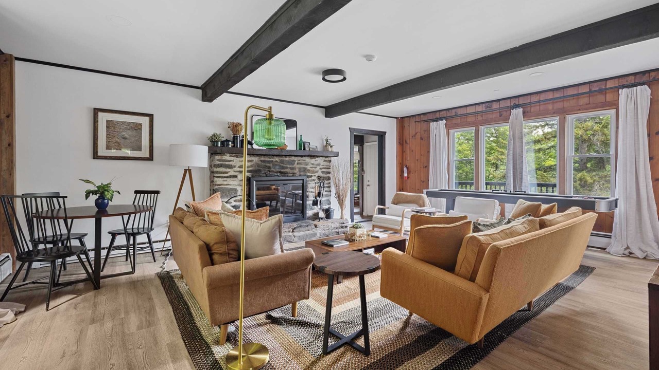 Photo of Livingroom in West Dover