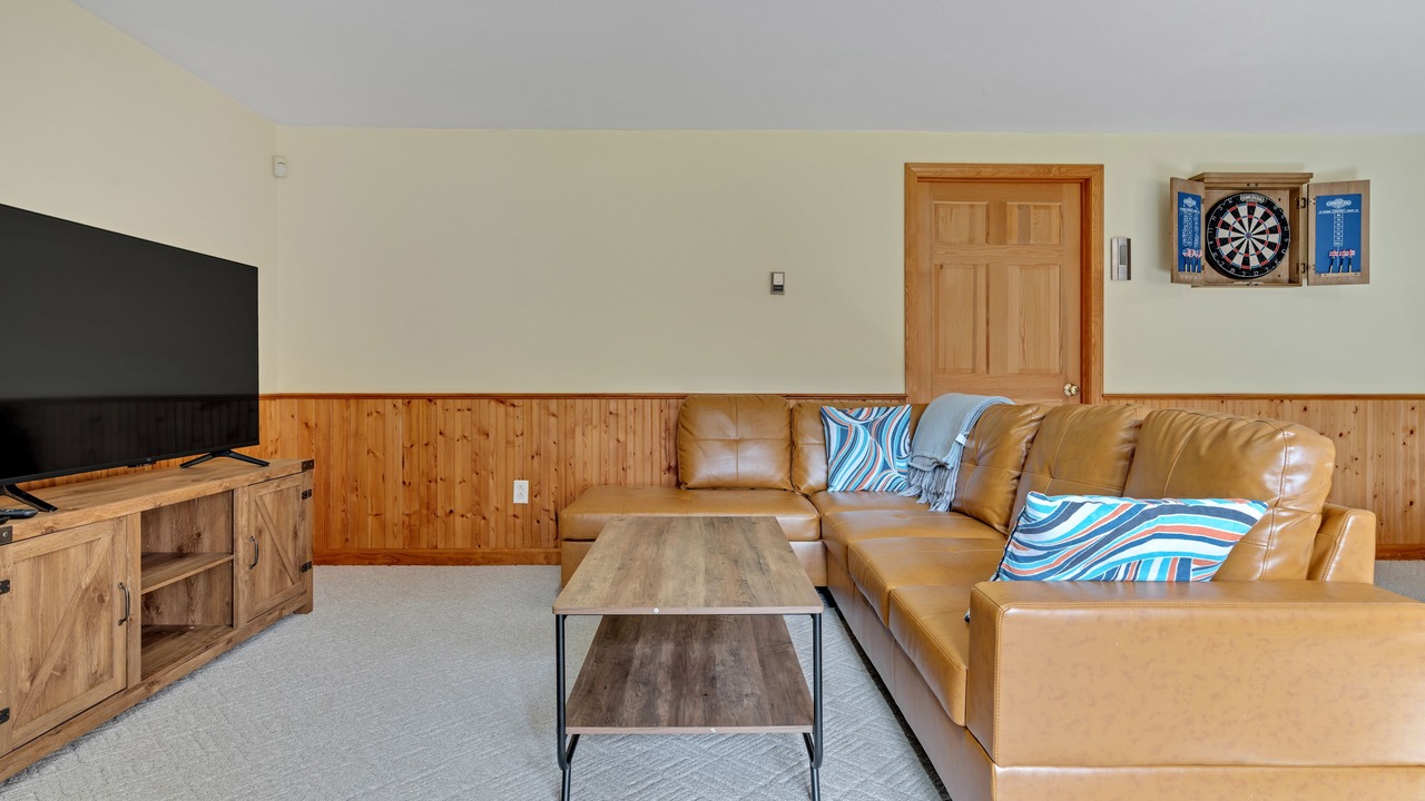 Photo of Livingroom in East Haven  Rutland County
