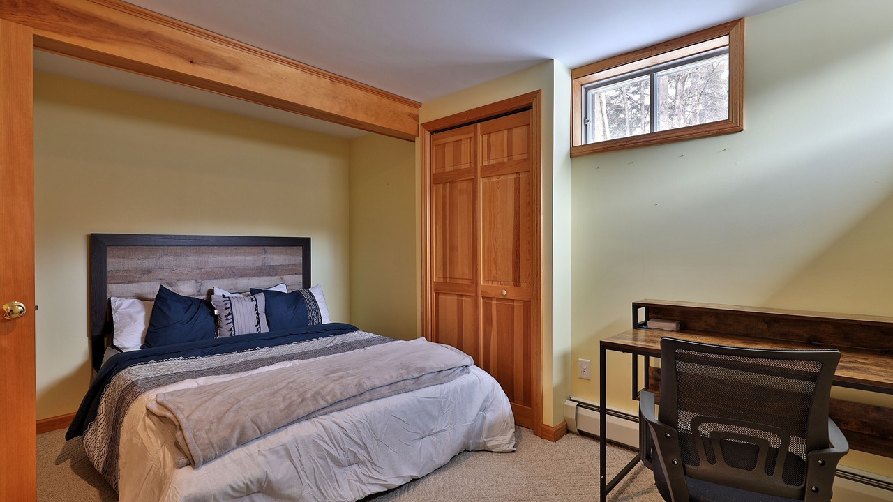 Photo of Bedroom in East Haven  Rutland County