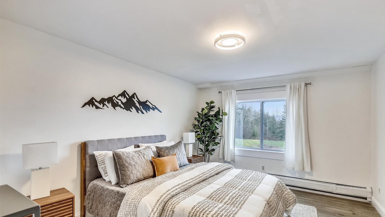 Photo of Bedroom in Stowe Hollow