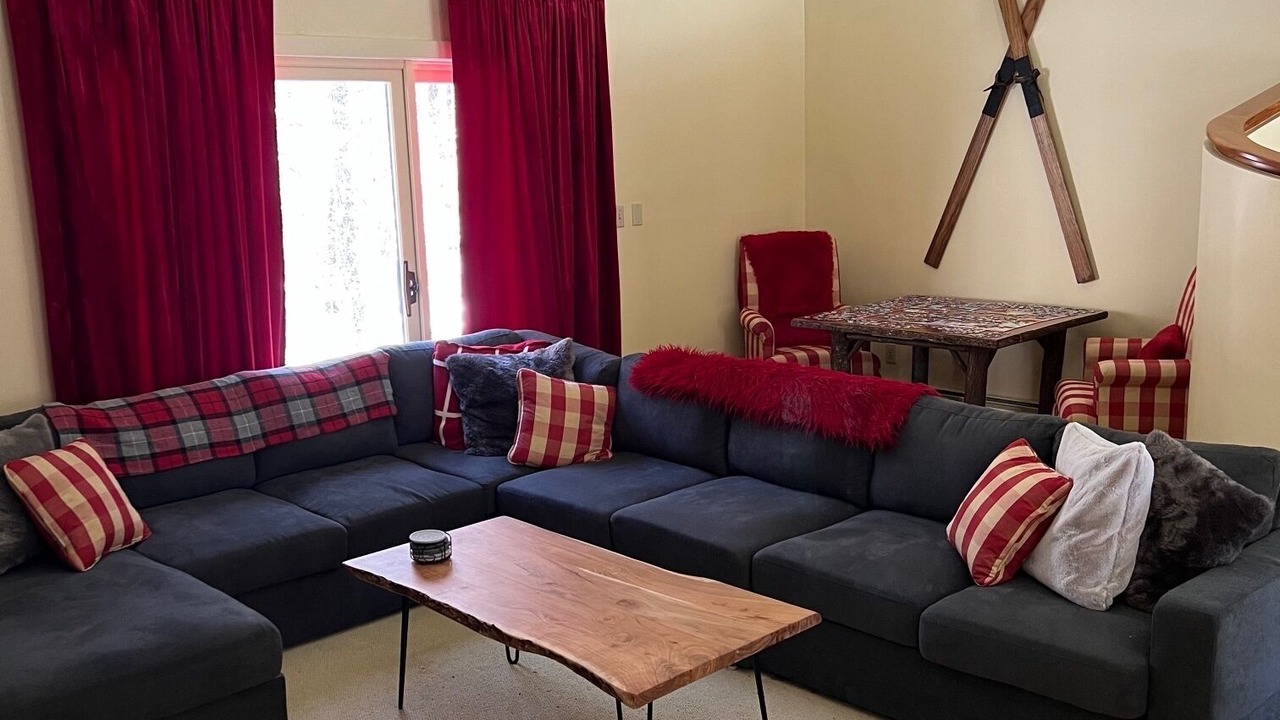 Photo of Livingroom in Stratton Mountain