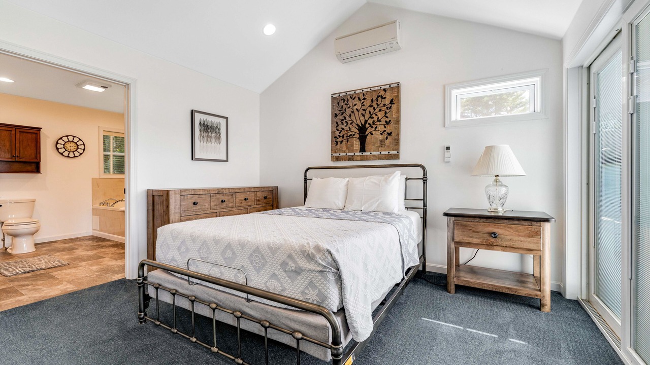 Photo of Bedroom in Neshobe Beach
