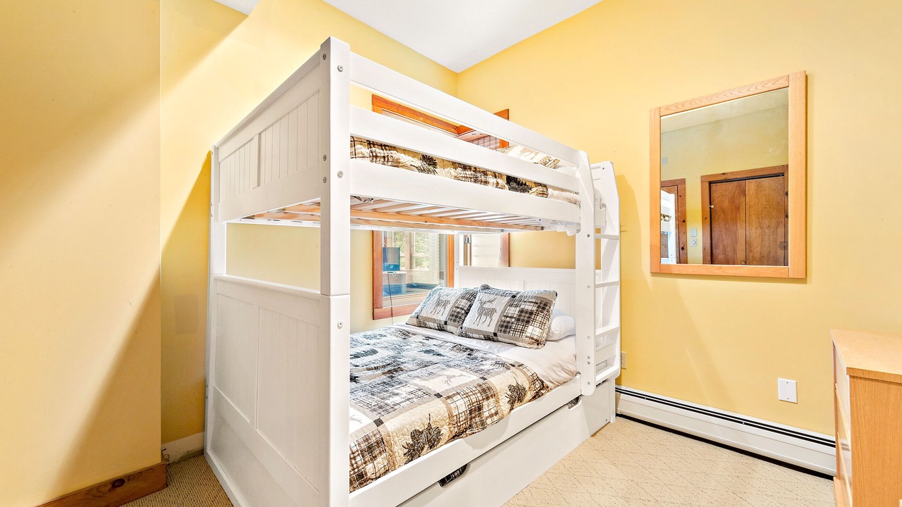 Photo of Bedroom in Stratton Mountain