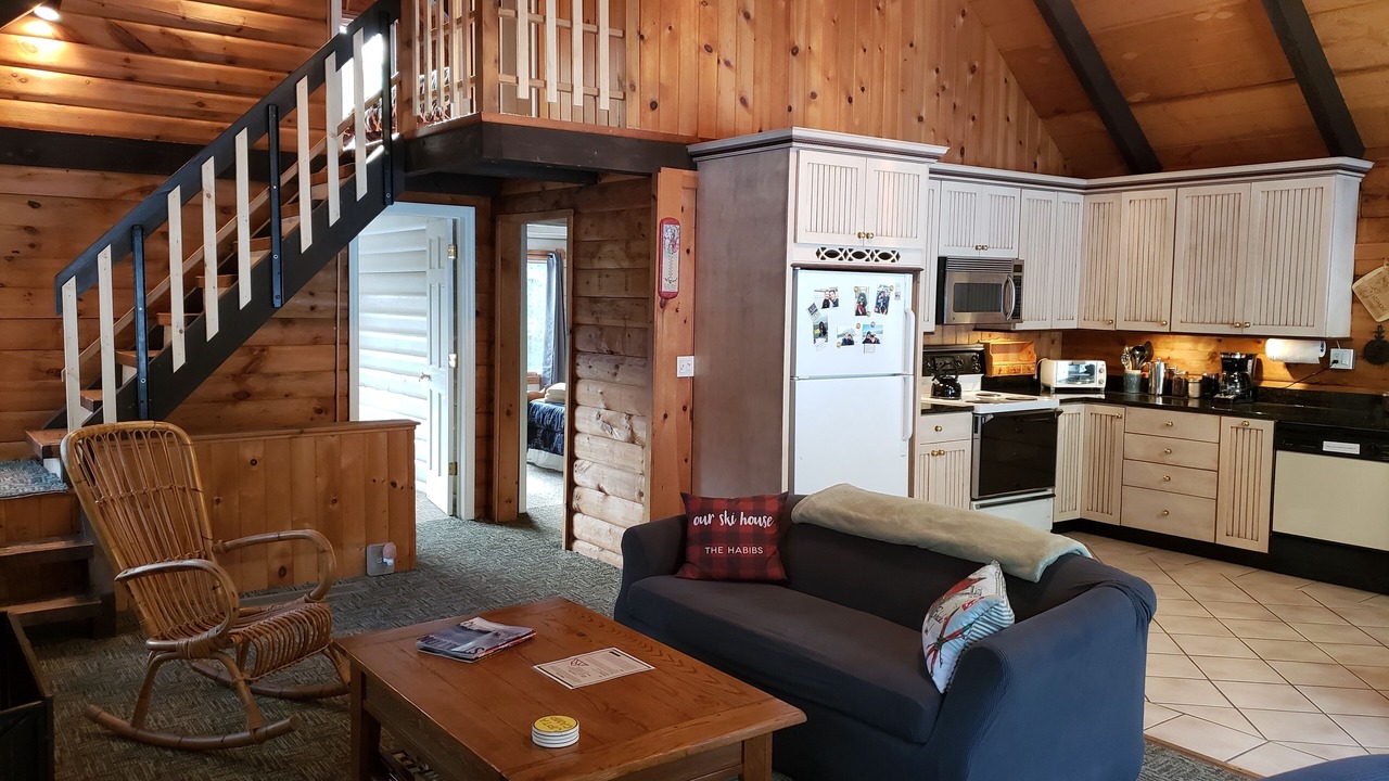 Photo of Livingroom in South Londonderry