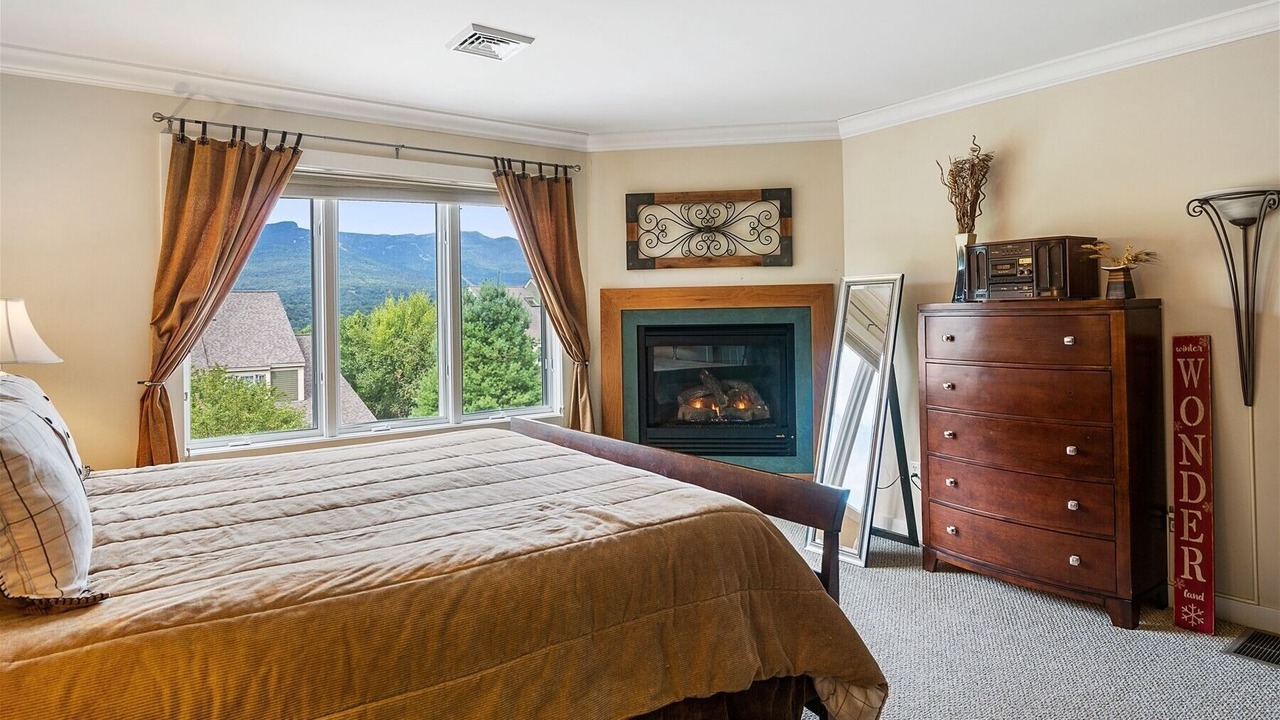 Photo of Livingroom in Stowe Area