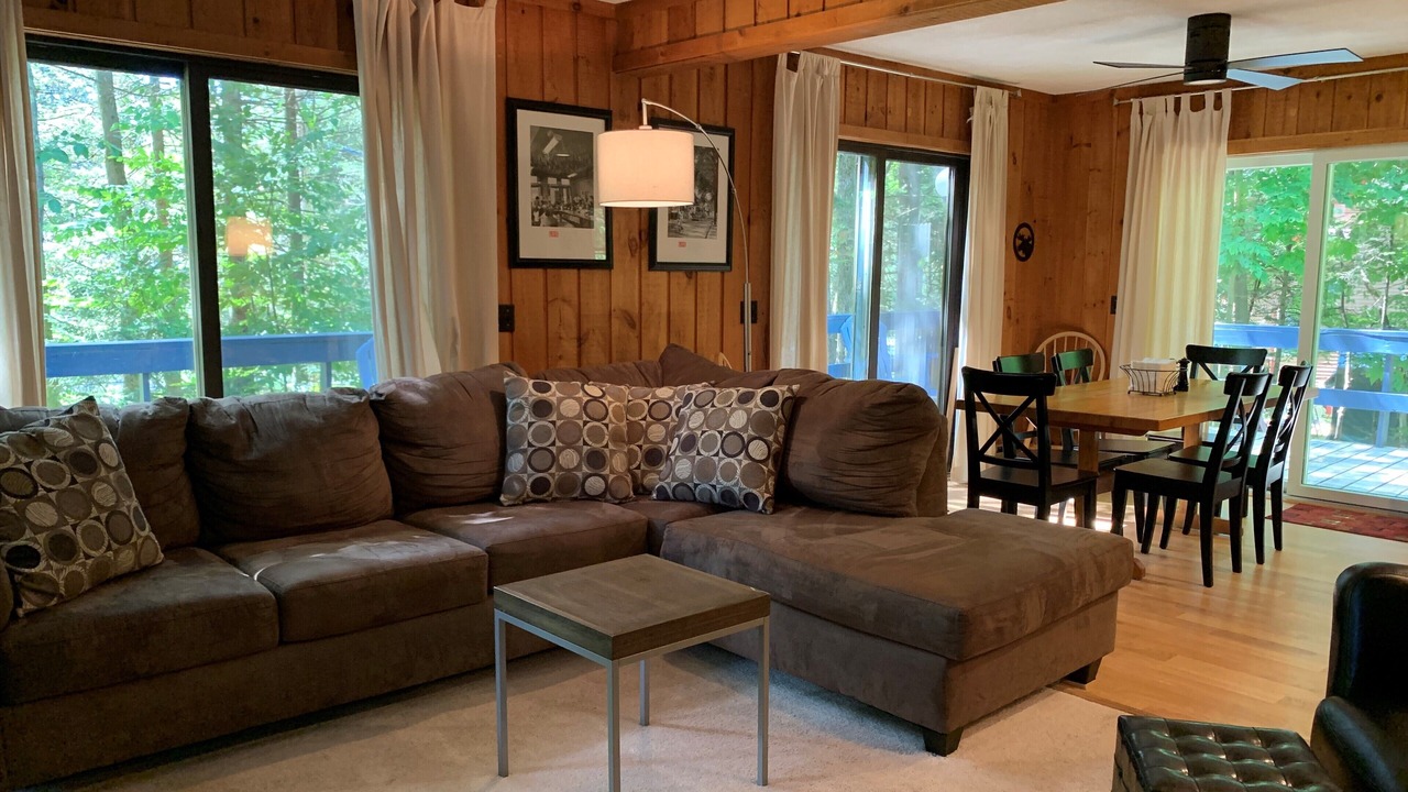 Photo of Livingroom in West Dover