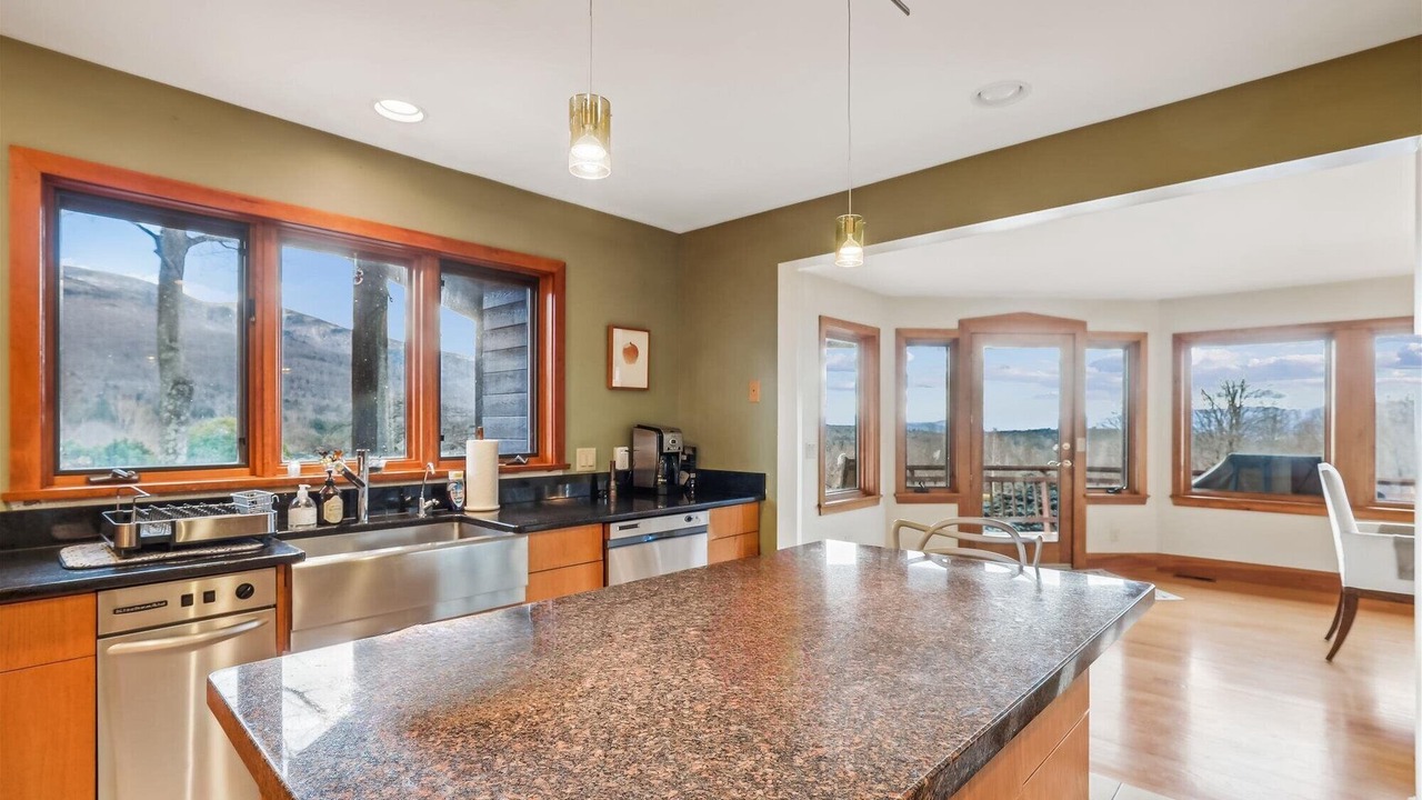 Photo of Kitchen in Stowe Hollow