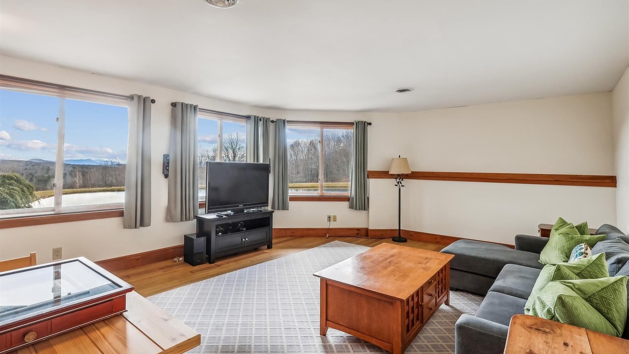 Photo of Livingroom in Stowe Hollow