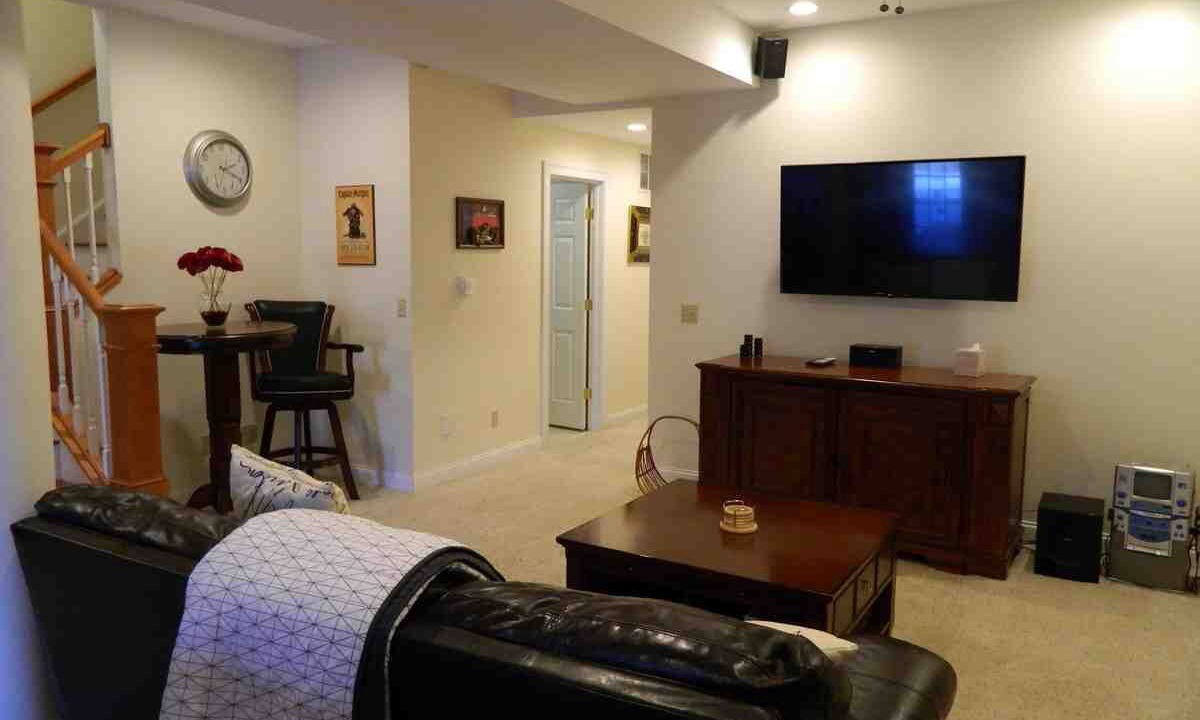 Photo of Livingroom in Stowe Village Historic District