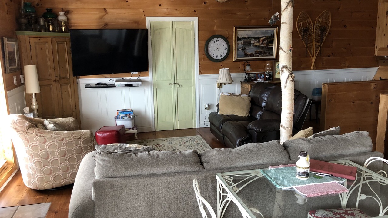 Photo of Livingroom in North Concord