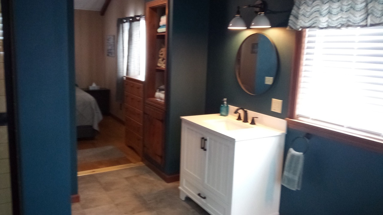 Photo of Bathroom in Canaan