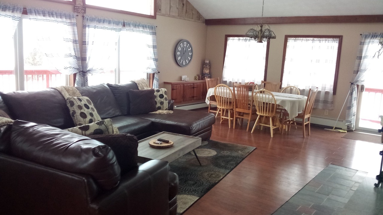 Photo of Livingroom in Canaan