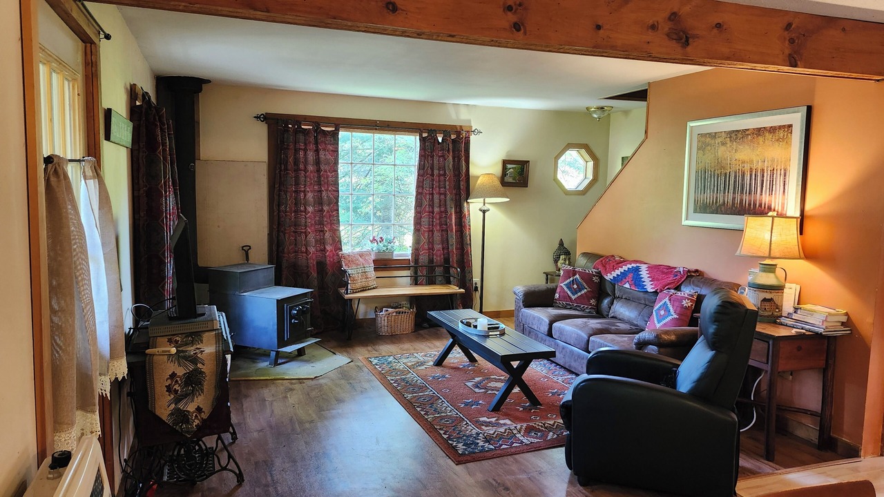 Photo of Livingroom in Bradford