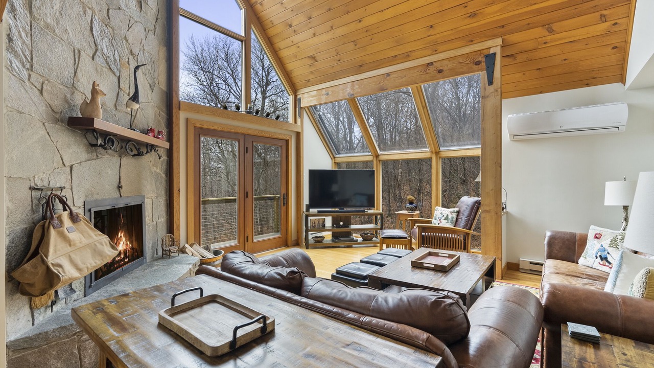 Photo of Livingroom in Stratton Mountain