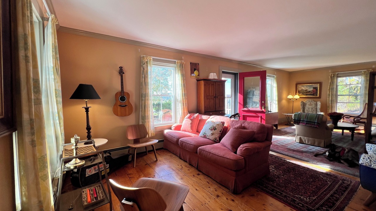 Photo of Livingroom in Enosburg Falls