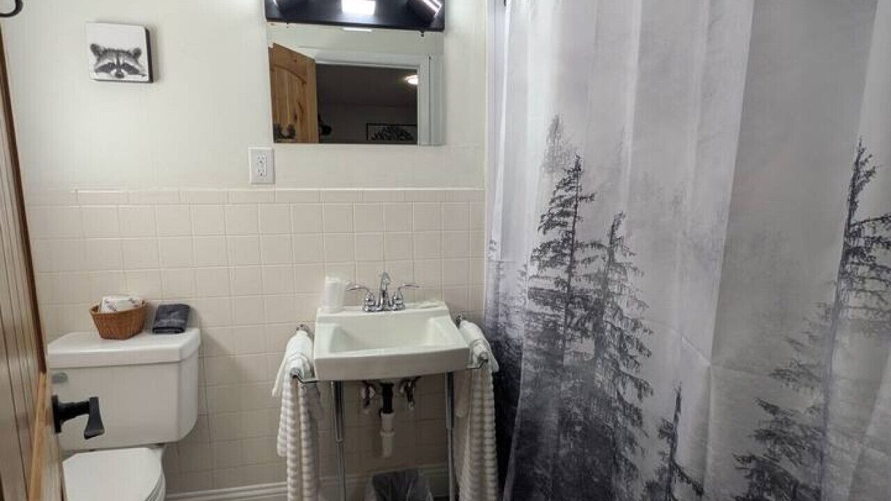 Photo of Bathroom in Canaan