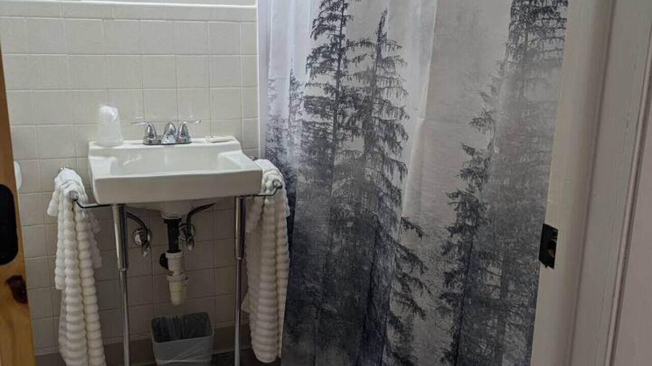 Photo of Bathroom in Canaan