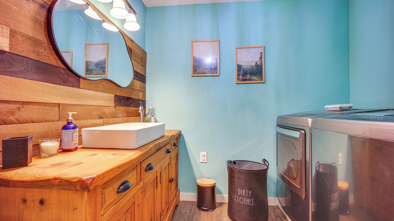 Photo of Bathroom in Williamsville