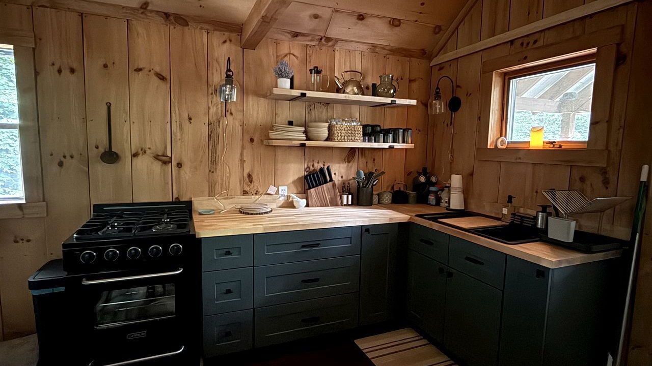 Photo of Kitchen in East Arlington