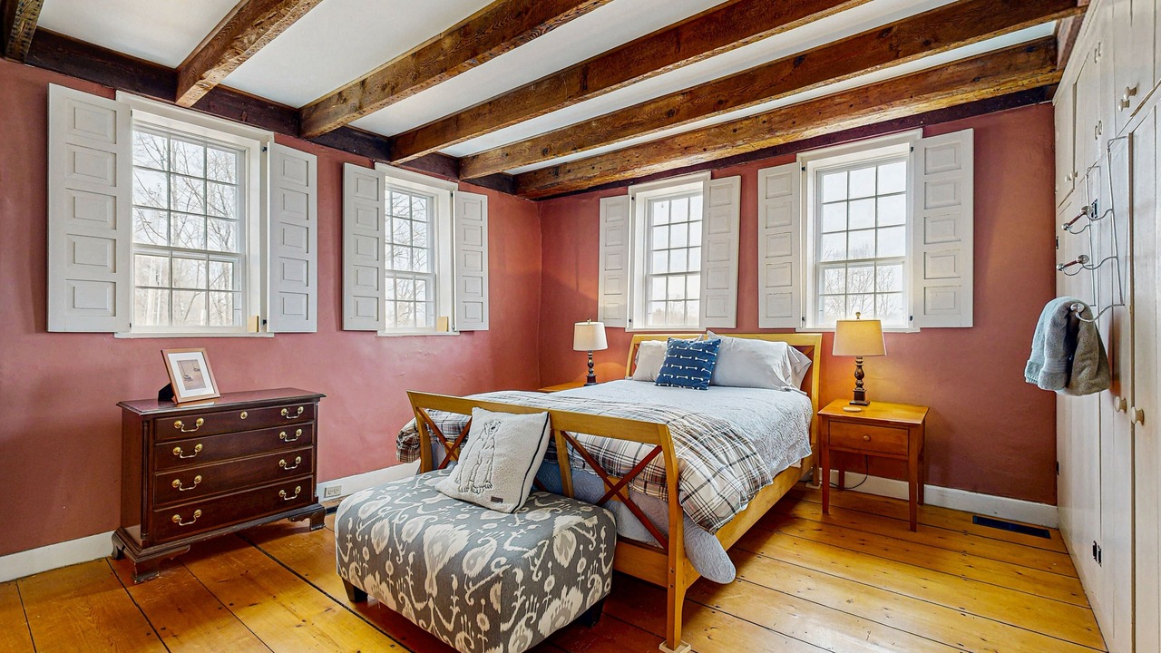 Photo of Bedroom in Reading