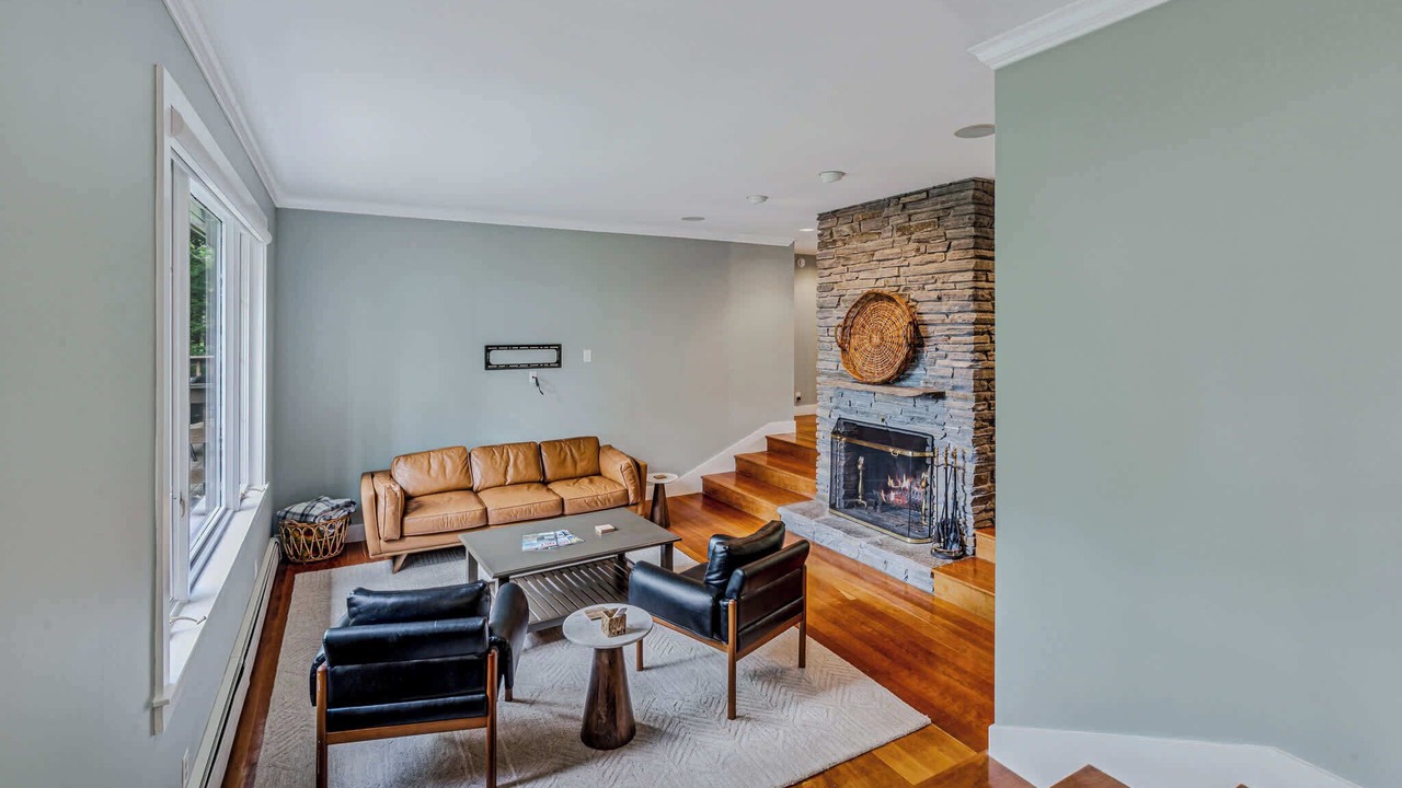 Photo of Livingroom in West Hartford