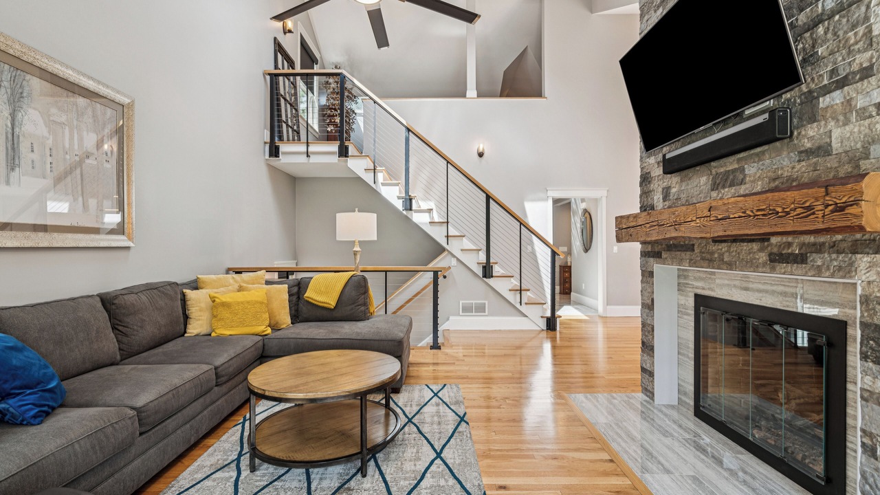 Photo of Livingroom in West Hartford